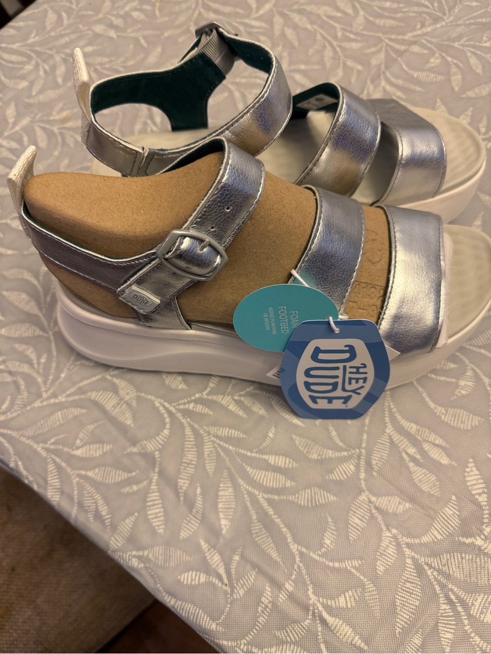 NWT Hey Dude Silver Metallic Platform Sandals with Buckle Straps